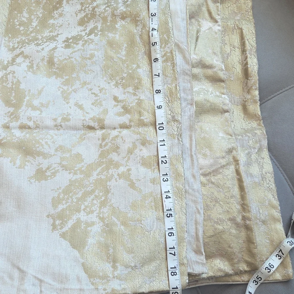 West Elm Soft Gold Cream 4 Zippered Pillow Covers 19x19 All 4 Included In Price